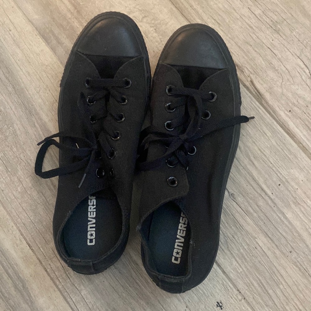 Black Converse
